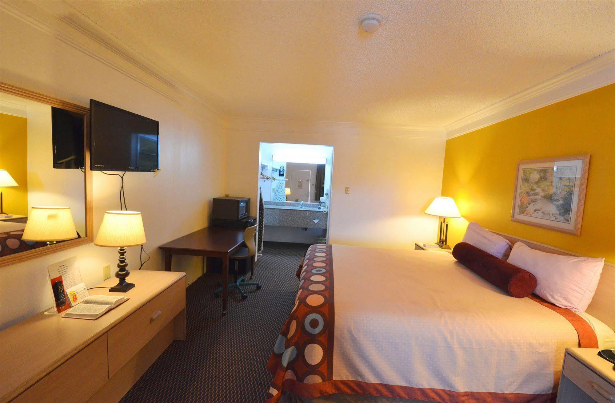 Super 8 By Wyndham - Canton, Texas Buitenkant foto