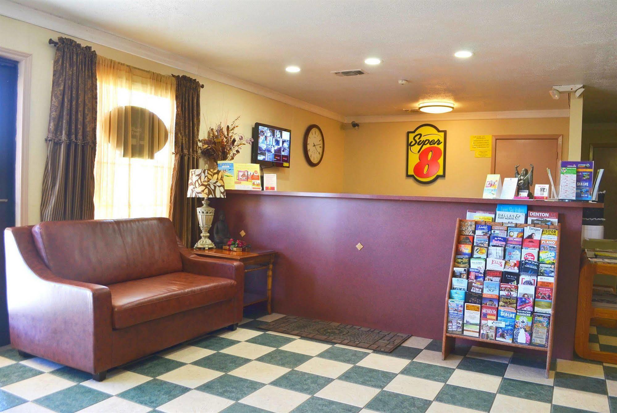 Super 8 By Wyndham - Canton, Texas Buitenkant foto